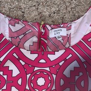crown & ivy Tops - crown & ivy sleeveless top crown & ivy Tops - crown & ivy sleeveless top